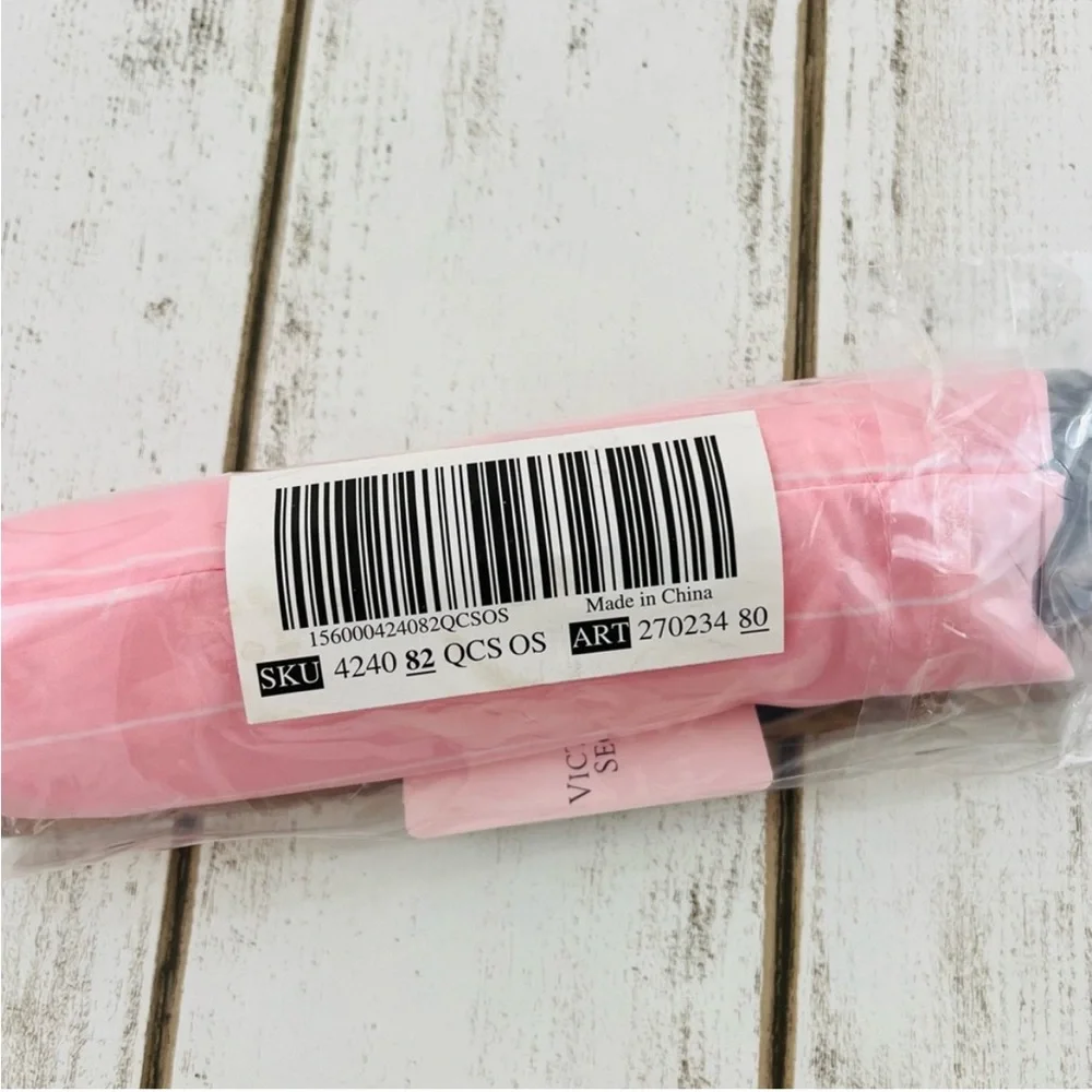 Victoria’s Secret Compact Travel Umbrella - Picture 3 of 4